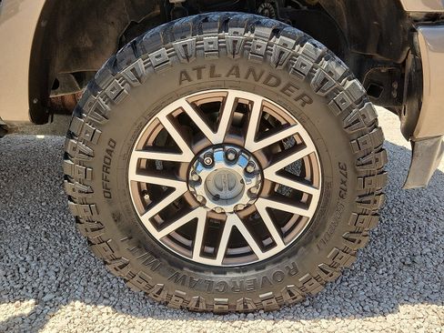 Used 2018 Ford F250 King Ranch w/ King Ranch Ultimate Package AWD/4WD image 7