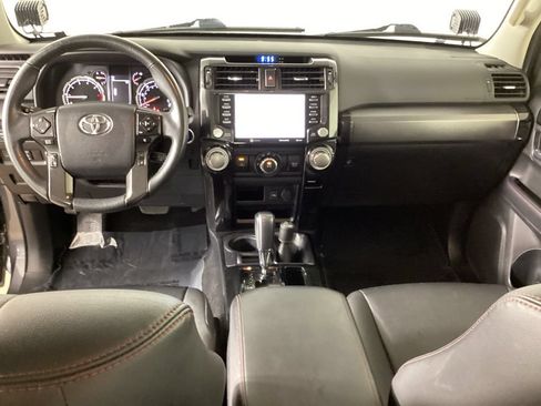 Used 2021 Toyota 4Runner Venture w/ Moonroof Package AWD/4WD image 34