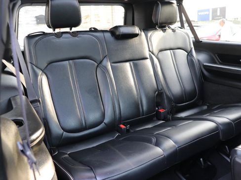 Used 2023 Jeep Grand Wagoneer L Series II image 14