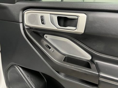 Used 2020 Ford Explorer ST w/ ST Street Pack image 65