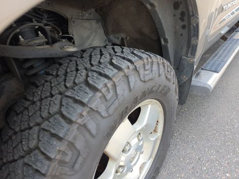 Used 2010 Toyota Tundra Limited AWD/4WD image 5
