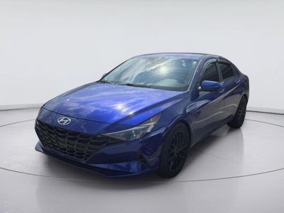 Used 2023 Hyundai Elantra SEL