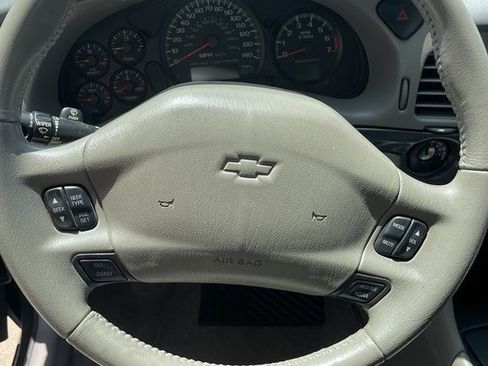 Used 2004 Chevrolet Impala SS w/ Preferred Equipment Group image 9