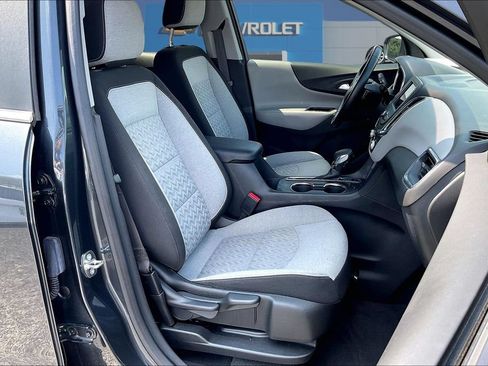 Used 2023 Chevrolet Equinox LT w/ Driver Convenience Package AWD/4WD image 28