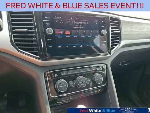 Used 2023 Volkswagen Atlas SE w/ Black Wheel Package AWD/4WD image 23