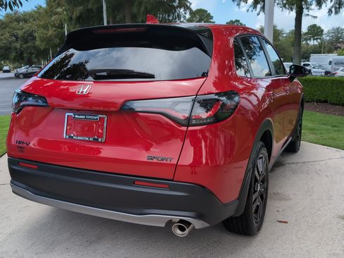 Used 2026 Honda HR-V Sport image 10