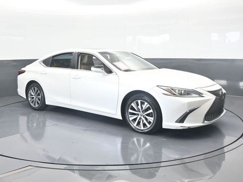 Used 2019 Lexus ES 350 w/ Premium Package image 8