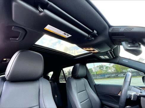 Used 2024 Mercedes-Benz GLE 350 4MATIC image 14