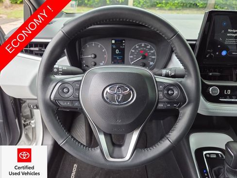 Certified 2025 Toyota Corolla SE FWD image 28