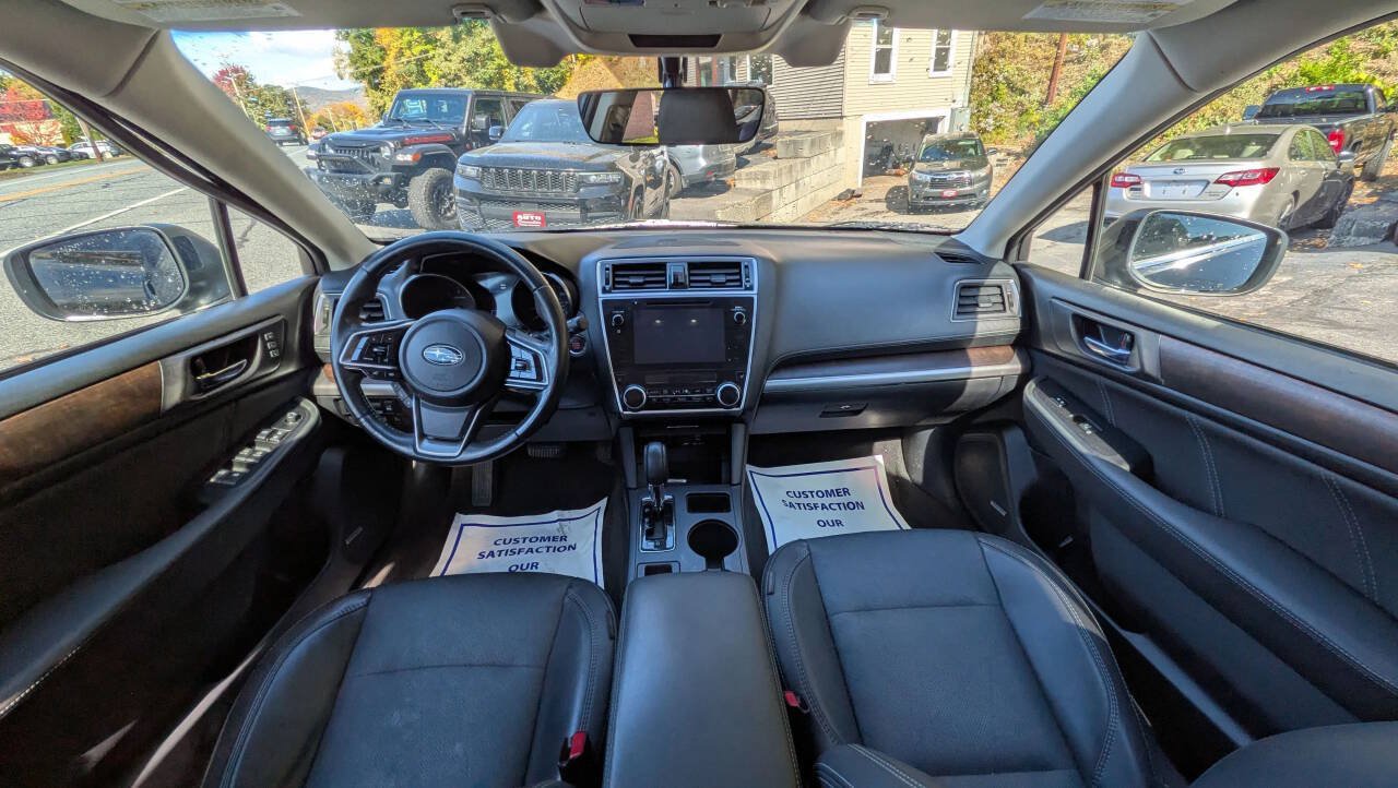 Used 2019 Subaru Outback 2.5i Limited AWD/4WD image 5