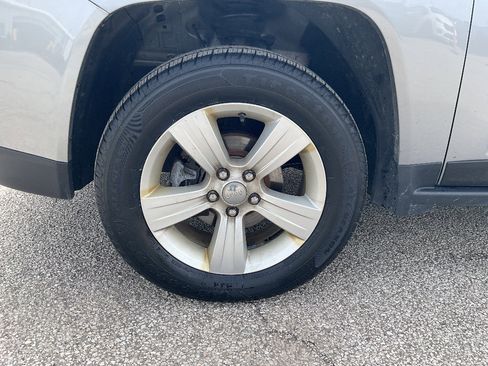 Used 2017 Jeep Compass Sport w/ Power Value Group image 14