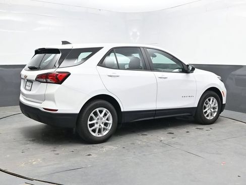 Used 2024 Chevrolet Equinox LS FWD image 7