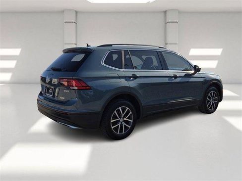 Used 2019 Volkswagen Tiguan SE image 5