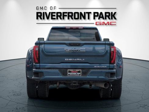 Used 2026 GMC Sierra 3500 Denali Ultimate AWD/4WD image 4