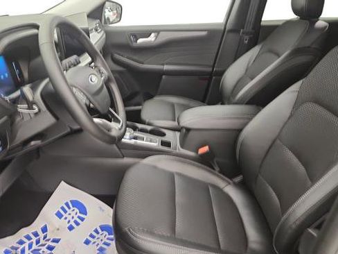 New 2026 Ford Escape SE w/ Class II Trailer Tow Package image 10