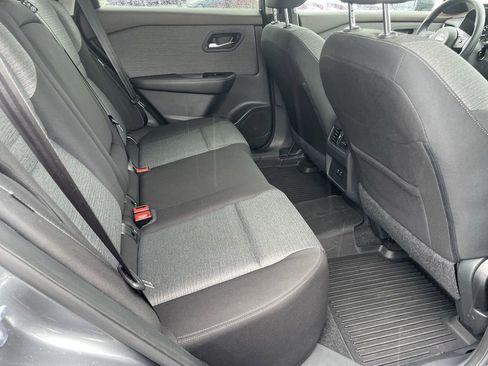 Used 2023 Nissan Rogue SV image 22