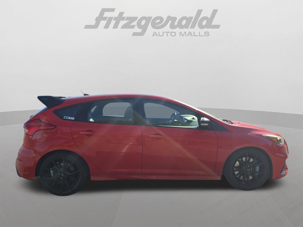 Used 2018 Ford Focus RS AWD/4WD image 5