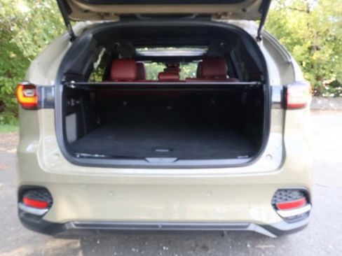 Used 2025 MAZDA CX-70 Plug-In Hybrid w/ Premium Plus image 16