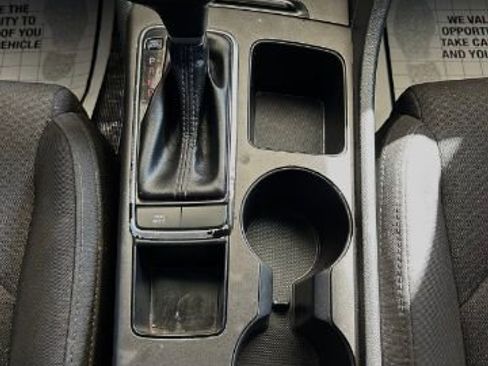 Used 2017 Kia Optima LX image 15