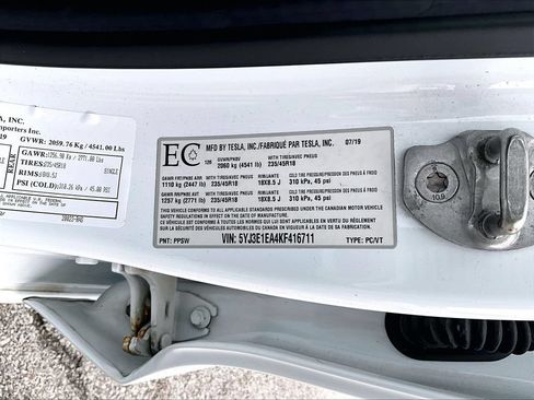 Used 2019 Tesla Model 3 Standard Range Plus RWD image 35