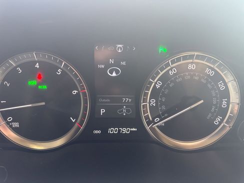 Used 2017 Lexus LX 570 4WD image 12