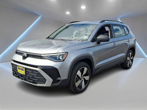 Used 2025 Volkswagen Taos S AWD/4WD image 1