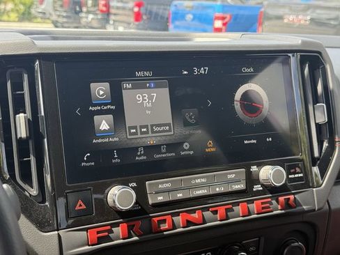 Used 2026 Nissan Frontier PRO-4X w/ Pro-4x Convenience Package AWD/4WD image 27