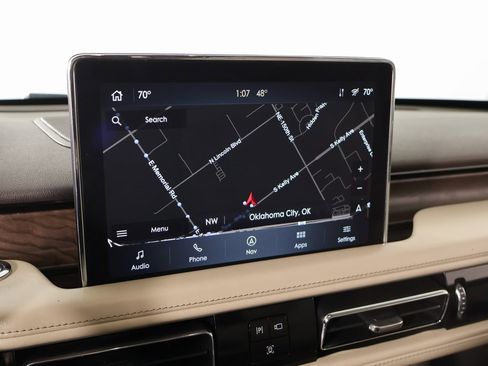 Used 2020 Lincoln Aviator Reserve w/ Equipment Group 201A image 7