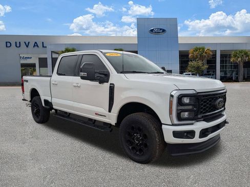 New 2026 Ford F250 Lariat w/ Black Appearance Package AWD/4WD image 2