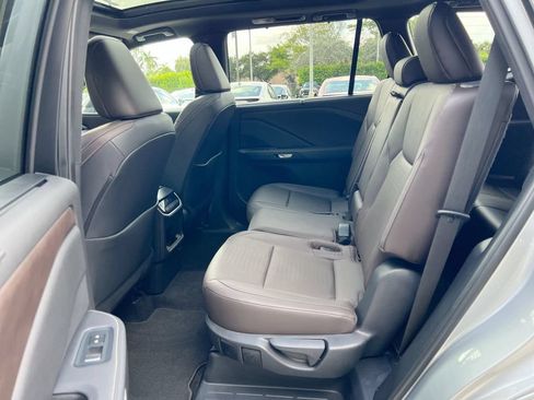 Certified 2025 Lexus TX 350 AWD w/ Technology Package image 19