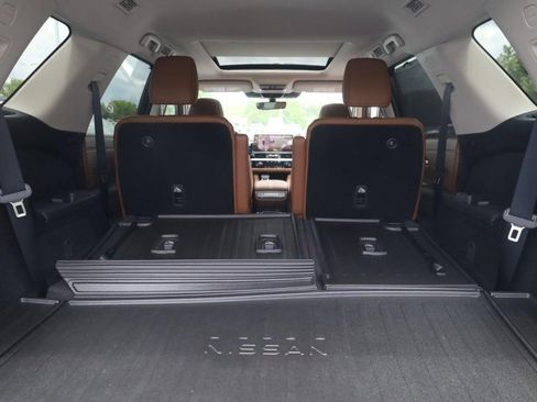 New 2026 Nissan Pathfinder Platinum AWD/4WD image 25