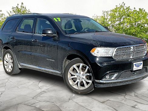 Used 2017 Dodge Durango Citadel w/ Technology Group AWD/4WD image 3