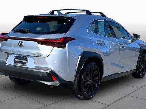 Certified 2024 Lexus UX 250h FWD image 12