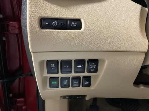 Used 2015 Nissan Rogue SL w/ SL Premium Package image 25