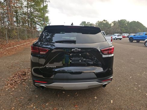 Used 2024 Chevrolet Blazer LT w/ Convenience Package image 6