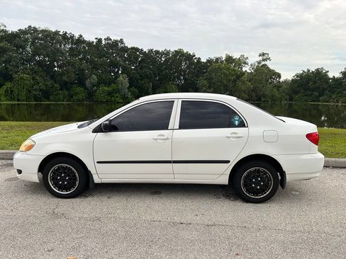 Used 2006 Toyota Corolla CE FWD image 3