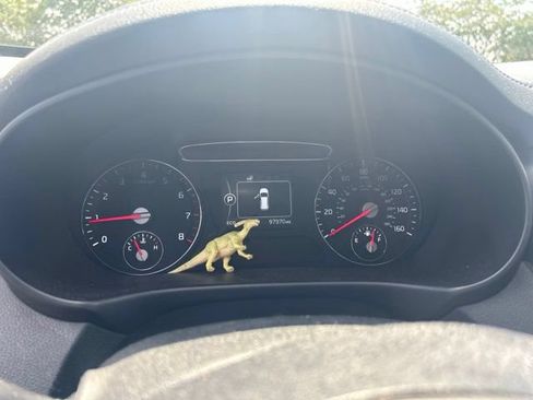 Used 2017 Kia Sorento EX FWD image 1