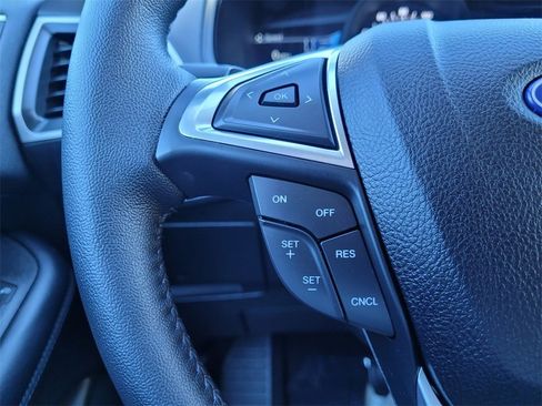 Used 2023 Ford Edge SEL w/ Convenience Package image 15