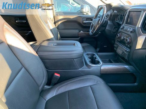 Used 2019 Chevrolet Silverado 1500 RST w/ True North Edition image 18