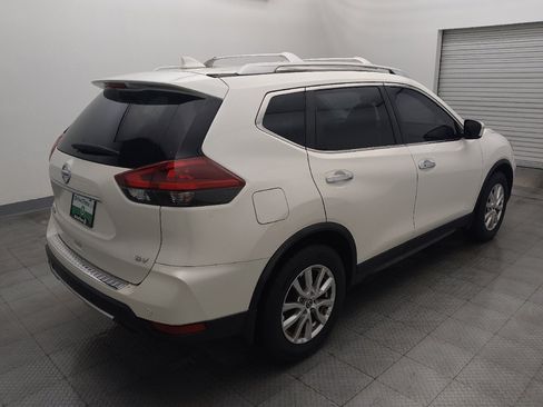 Used 2020 Nissan Rogue SV FWD image 9