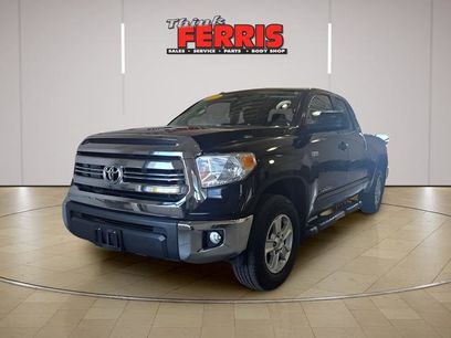 Used 2017 Toyota Tundra SR5 w/ SR5 Upgrade Package