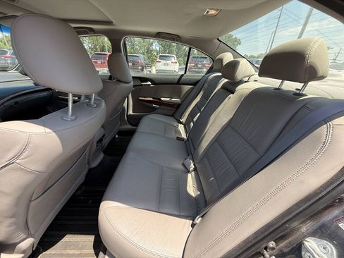 Used 2011 Honda Accord EX-L image 18