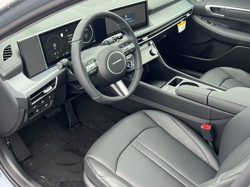 New 2026 Hyundai Sonata Limited FWD image 9
