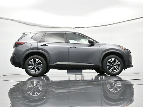 Used 2023 Nissan Rogue SV image 37