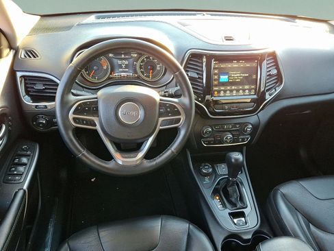 Certified 2019 Jeep Cherokee Limited image 11