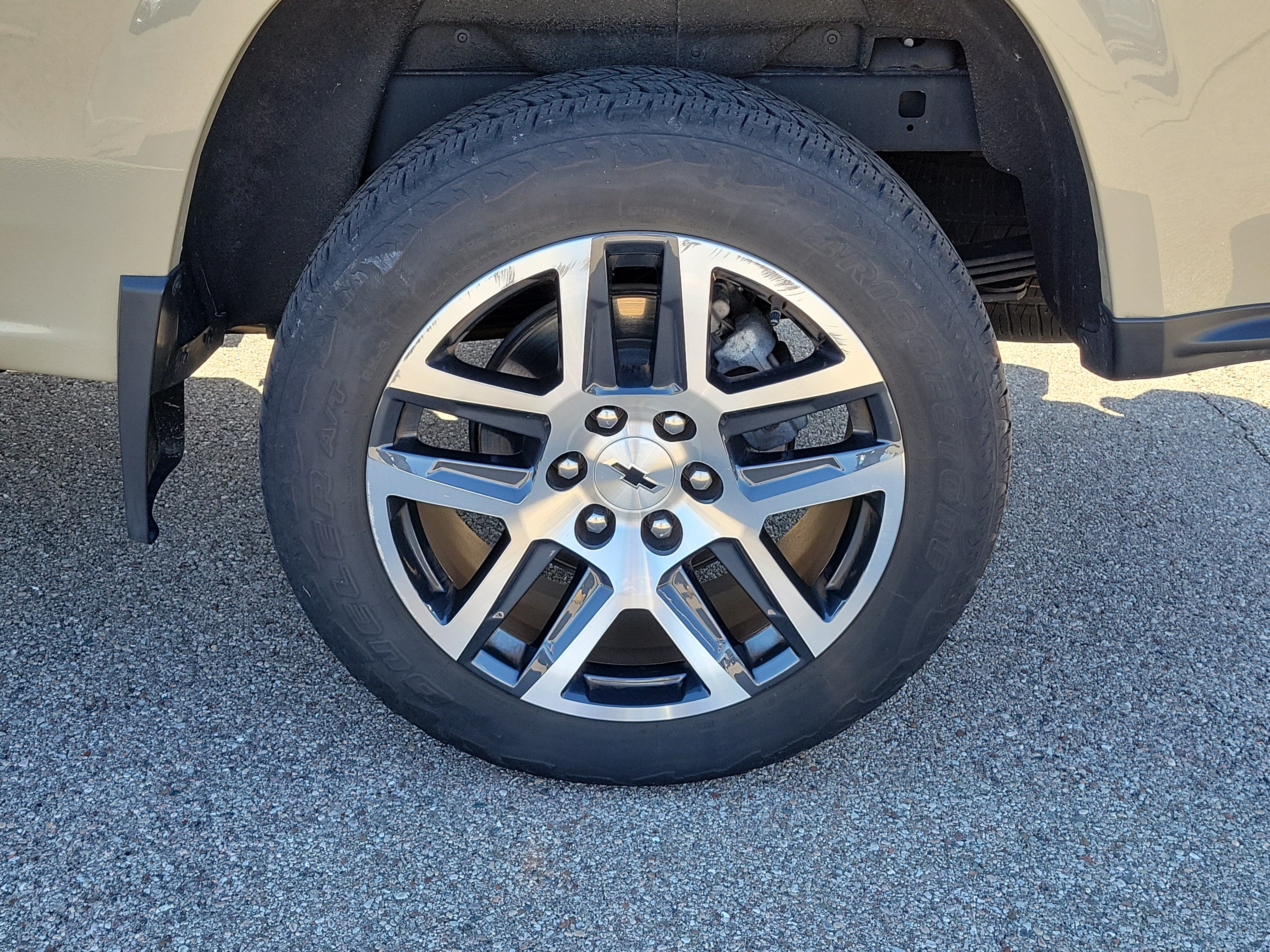 Used 2023 Chevrolet Colorado Z71 w/ Z71 Convenience Package 2 AWD/4WD image 5