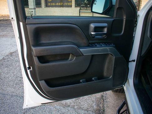 Used 2017 Chevrolet Silverado 1500 LT w/ Texas Edition image 11