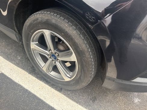 Used 2019 Ford Edge SEL w/ Equipment Group 201A image 8