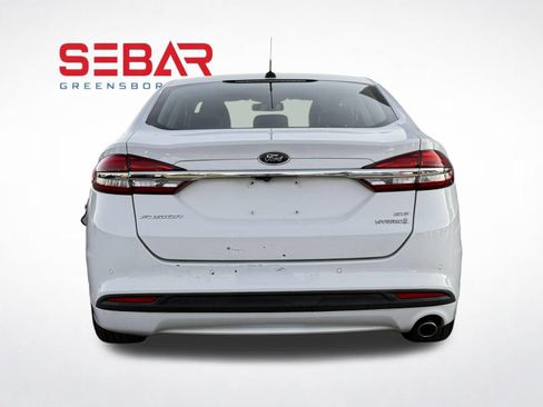 Used 2018 Ford Fusion SE w/ Equipment Group 602A FWD image 7