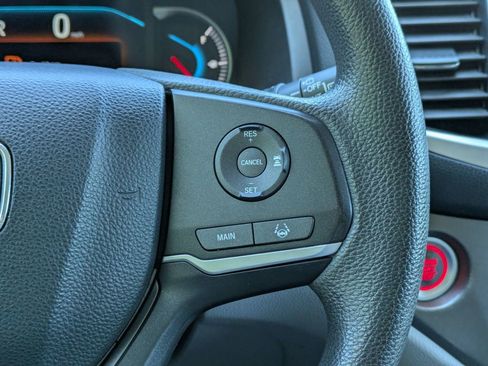 Used 2020 Honda Pilot LX image 24